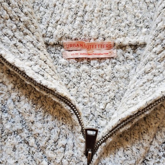 Urban Outfitters Zipper Pullover Cream Color XS-TP - Picture 3 of 7